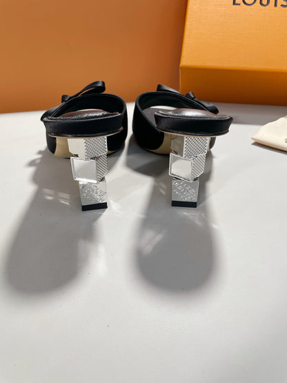Louis Vuitton LV Cube Mule